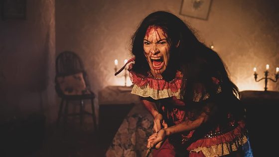 فيلم A Werewolf In England 2020 مترجم