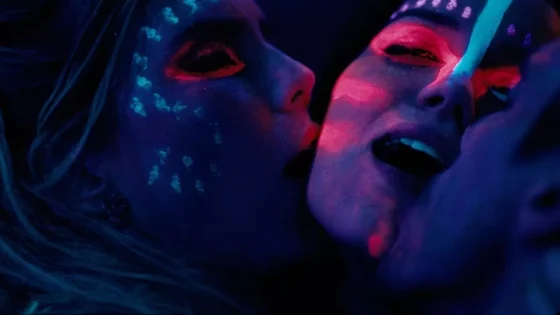 فيلم Artificial Paradises 2012 مترجم