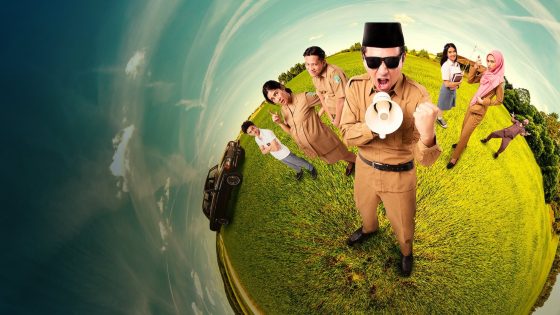 فيلم Crazy Awesome Teachers 2020 مترجم