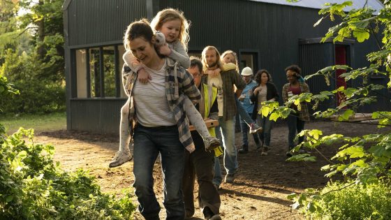 فيلم Herself 2020 مترجم