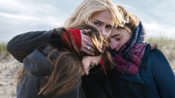 فيلم Lost Girls 2020 مترجم