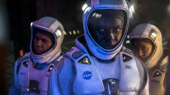 فيلم The Cloverfield Paradox 2018 مترجم